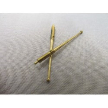 Premium 2x32mm flagstaffs for model boats, enhancing stability and aesthetics for an authentic maritime experience.