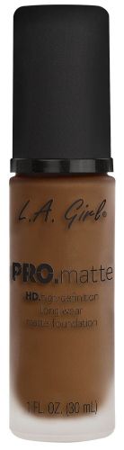 LA Girl Pro Matte Foundation in Soft Sable offers a smooth, suede-like finish, buildable coverage, and long-lasting hydration.