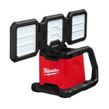 M18 Three Panel Flood Light - Milwaukee