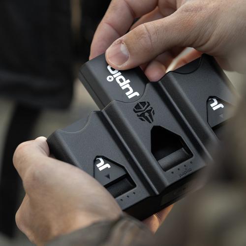 JUPIO X PETER LINDGREN PR1ME GEAR TRI-CHARGE CHARGER / POWERBANK & MEMORY CARD C