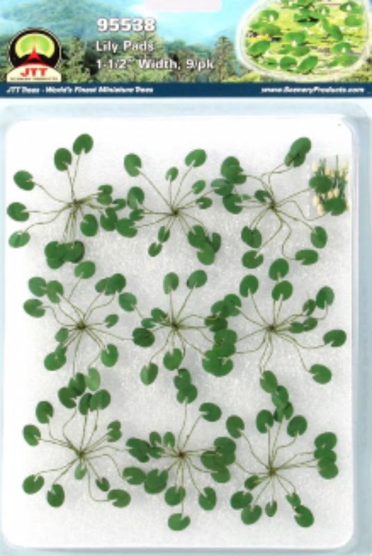Realistic 31mm lily pads for model scenery, perfect for enhancing aquatic elements in dioramas and railway layouts.