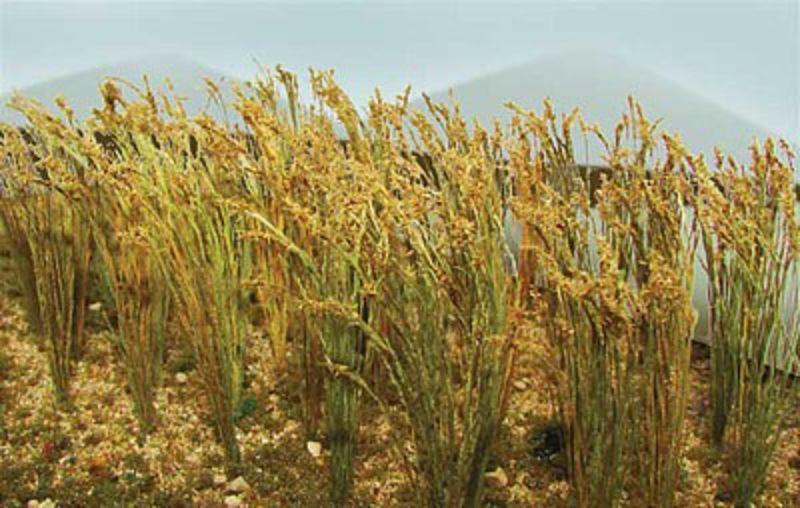 Realistic HO scale wheat model consisting of 40 detailed stalks, perfect for enhancing model railway scenery.