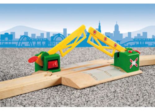 BRIO Tracks - Magnetic Action Crossing