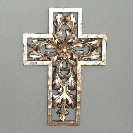 Floral cross ornament measuring 21 x 30 cm, beautifully designed for decoration and spiritual inspiration.