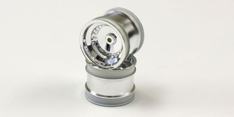 High-gloss shiny chrome rear rims for Kyosho vehicles, enhancing performance and aesthetics for all terrains.