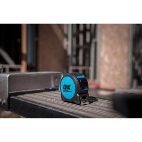Pro Wide Blade Tape Measure 8m OX-P508108