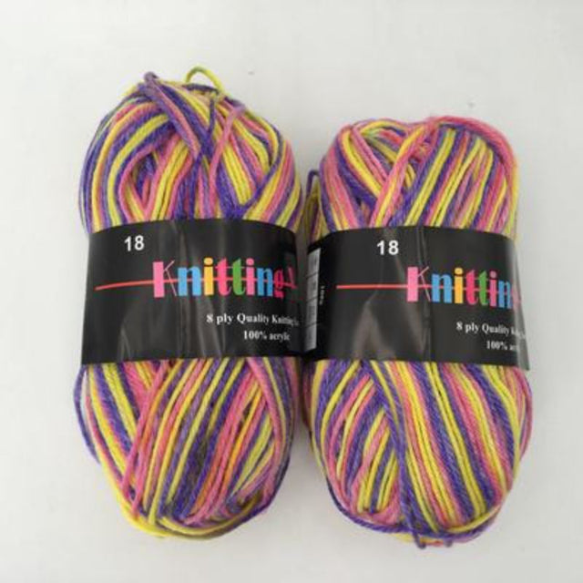 Vibrant knitting yarn mix with 6 cones, 100g each, perfect for cozy projects and creative crafting.
