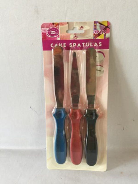 Set of 12 cake spatulas with 3 assorted pieces in each pack, perfect for icing and decorating cakes.