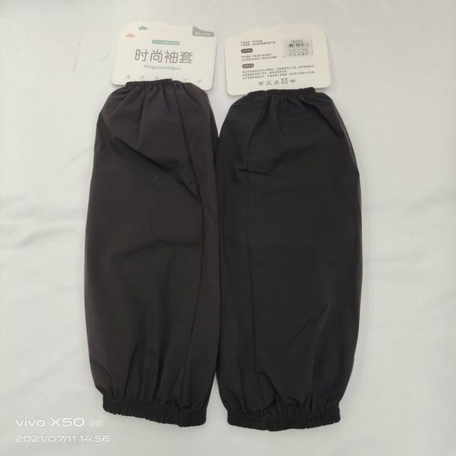 Black sun protection sleeves, 38cm long, set of 12; breathable UV shield for outdoor activities.