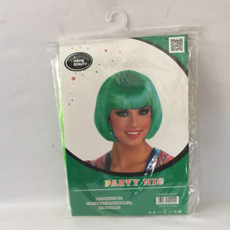 Vibrant set of 5 light green bob cut party wigs, perfect for themed events and adding fun to any outfit.