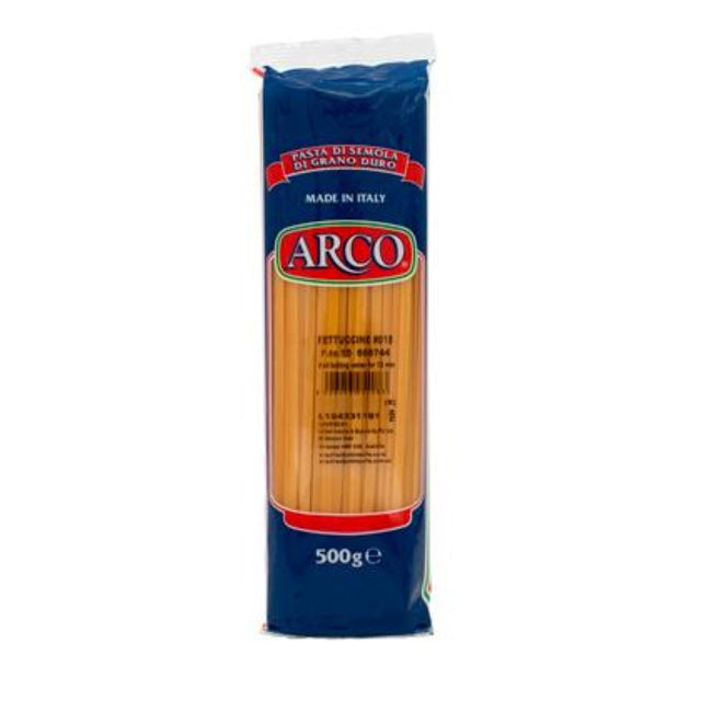 Traditional ARCO fettuccine pasta, 500g package, ideal for creamy sauces and gourmet meals, cooks al dente in 8-10 minutes.