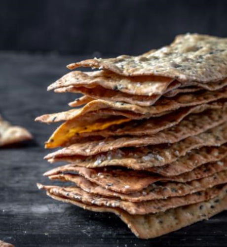 Crispy Flatbread Turkish Bark by Good Honest, gluten-free, 12 pieces, perfect for dipping and snacking.