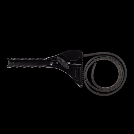 BOA Aluminium Constrictor Strap Wrench with braided rubber strap, ideal for heavy-duty tasks without scratching surfaces.