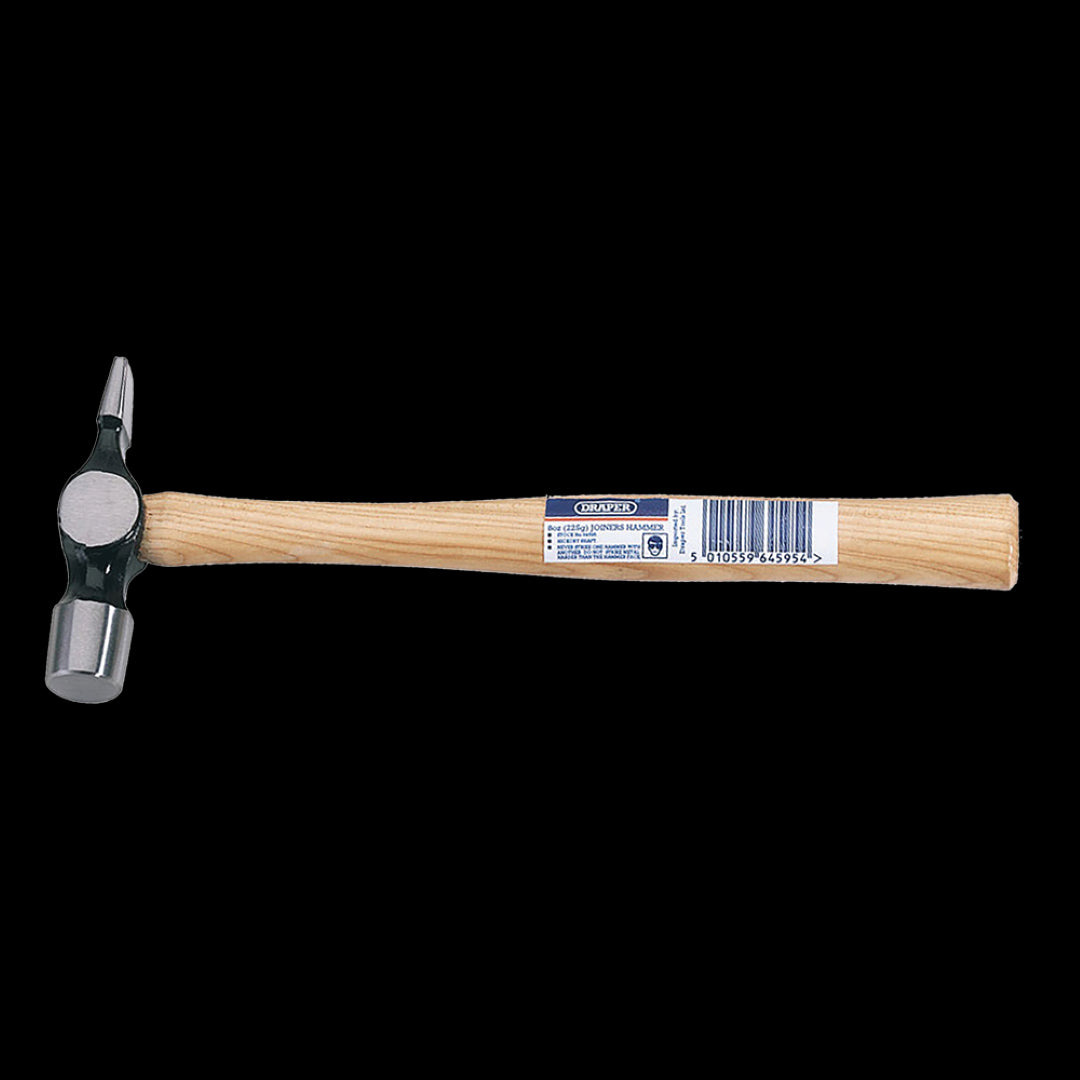 DRAPER 8oz Warrington Hammer: lightweight, durable, ergonomic design for precision in carpentry and repairs.