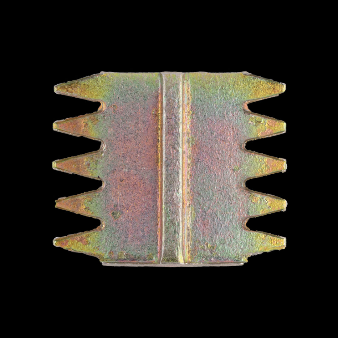 5-pack of FOOTPRINT 25mm Toothed Scutch Combs and Droves for precise stone and brick cutting, made from durable steel with zinc coating.