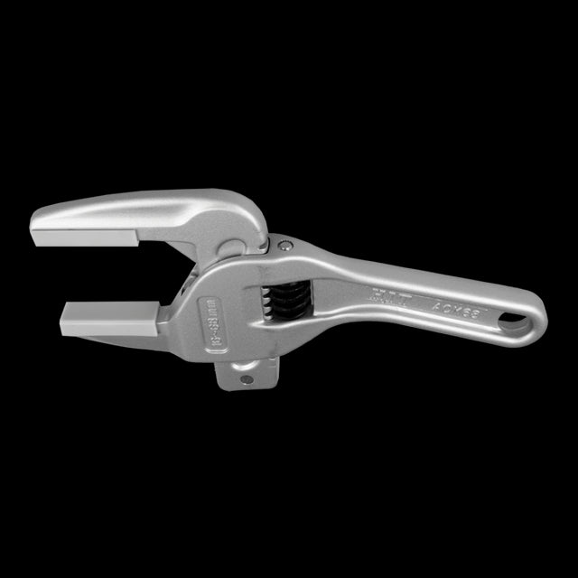 Lightweight 200mm spud wrench with soft jaw pads, perfect for plumbing jobs in tight spaces without damaging fixtures.