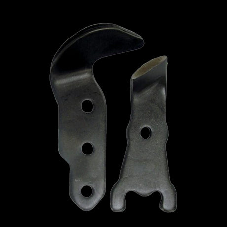 MALCO heavy-duty replacement blades for Turboshear TSHD, engineered from hardened carbon steel for precise cutting up to 18-gauge steel.