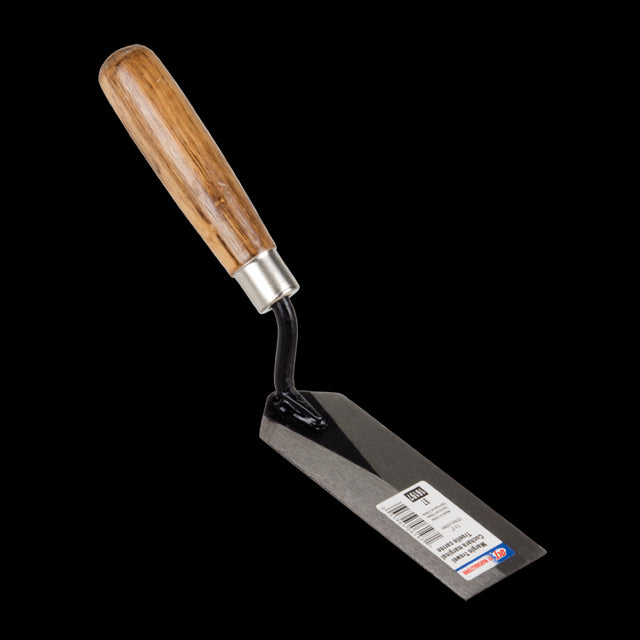 MARSHALLTOWN Margin Trowel (125mm x 50mm) made of stainless steel, designed for precision in masonry and plastering tasks.