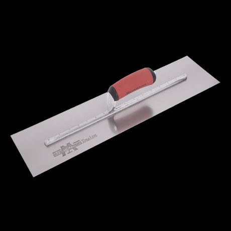 MARSHALLTOWN Cement Trowel (500mm x 125mm) with stainless steel blade for smooth concrete finishing in masonry projects.