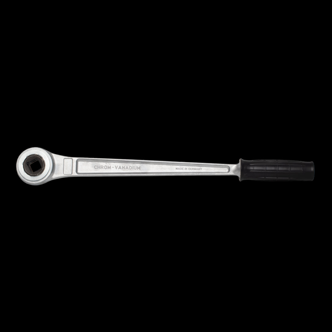 ROTHENBERGER Extractor Ratchet made of chrome vanadium steel for precision pipe work; suitable for all users with smooth operation.