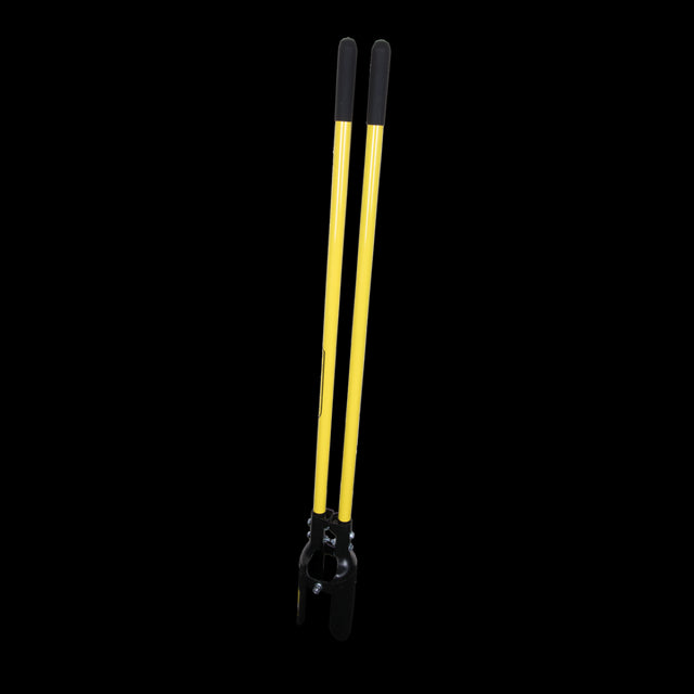 STANWAY 1500mm All Steel Post Hole Digger with durable carbon steel blades for creating precise 150mm holes efficiently.