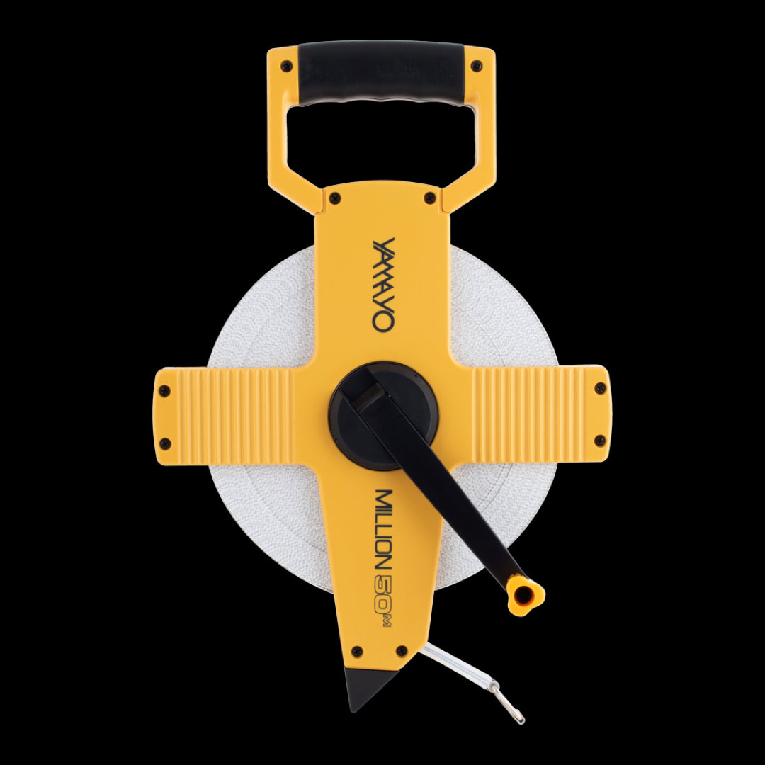 YAMAYO 50m PVC Coated Fibreglass Measuring Tape features durable fibreglass, clear UV-markings, and non-conductive safety blade.