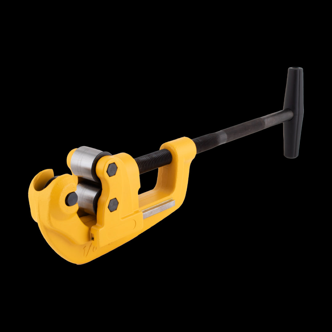 STANWAY Steel Pipe Cutter for precise cutting of steel pipes, featuring forged steel body and alloy cutting wheel for durability.