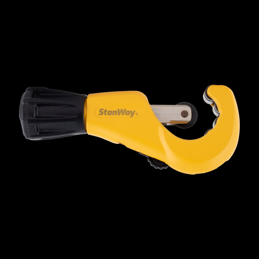 Compact pipe cutter with magnesium body, alloy steel wheel, ergonomic knob, and ICS for quick blade changes, cutting 3-35mm pipes.