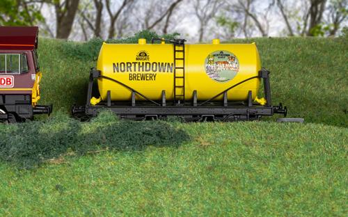 Hornby Trains - Nrthdwn Brwry Pale Ale Tanker