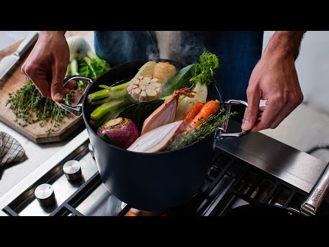 Space 25cm/8.5qt Non-Stick Induction Stock Pot & Lid - Joseph Joseph