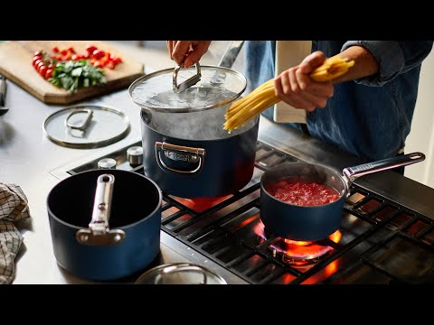 Space 19cm/2.9qt Non-Stick Induction Saucepan & Lid - Joseph Joseph