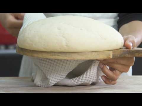 Emile Henry Bread Loaf Baker - Charcoal