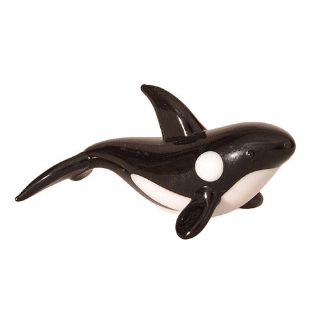 Small hand-blown glass orca ornament, 77 x 3.6 cm, ideal for whale lovers and unique home decor.