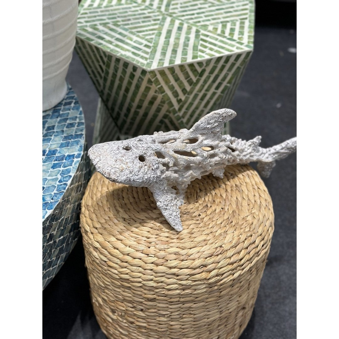 White Coral Look Shark ornament, 49.5 x 19.5 cm, textured coral finish, stylish ocean-inspired decor for various interiors.