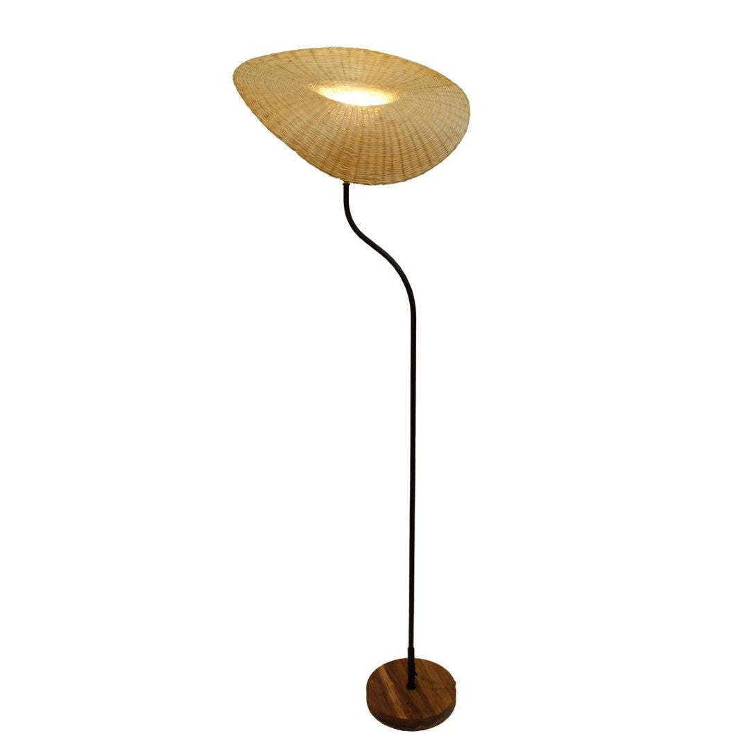 Bamboo floor lamp, 58cm x 58cm x 1.6m, adds warmth and elegance, perfect for any room's decor. Eco-friendly and stylish.