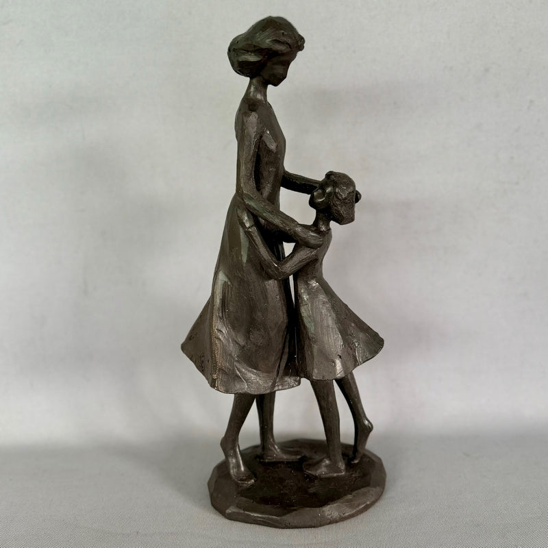 Figurine - Mother And Daughter (15 x 32cm)