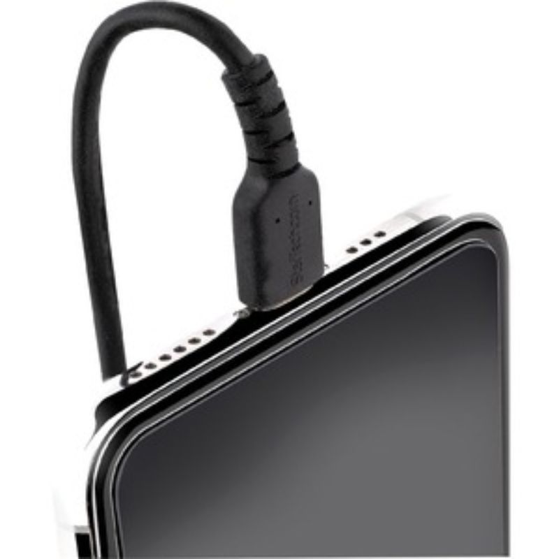 Compact and durable 50 cm Lightning to USB-C data transfer cable with aramid fiber reinforcement for reliable charging and syncing.