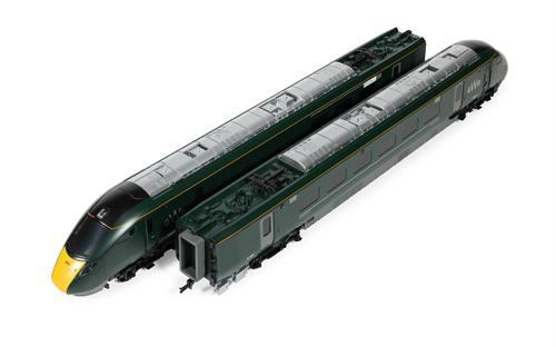 Hornby RailRoad GWR Class 800 800001 Train Pack