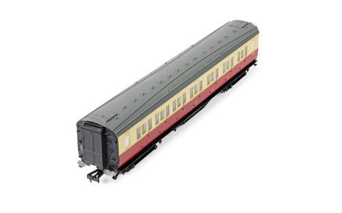 Hornby BR Maunsell S5665 Composite Coach