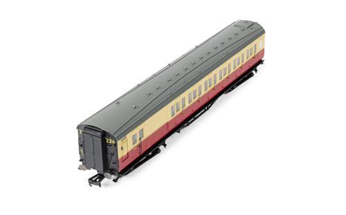 Hornby BR Maunsell S3752 Third Class Brake Coach