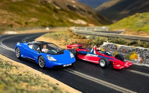 Gordon Murray Design Genius Scalextric Twin Car Pack