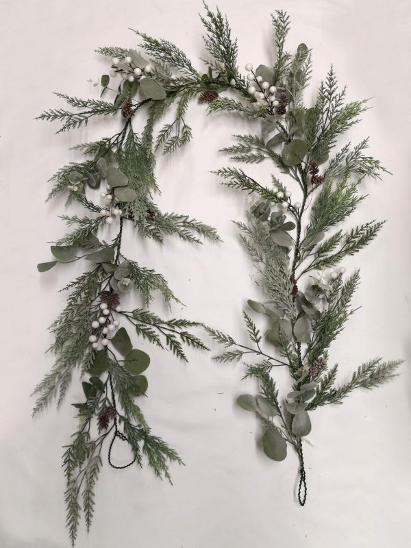 Artificial garland with cedar, cypress, and eucalyptus, perfect for year-round decoration and easy maintenance.