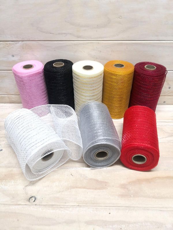 Garland â€“ 15cmx 10 Yard (9.14m) Mesh Garland Roll