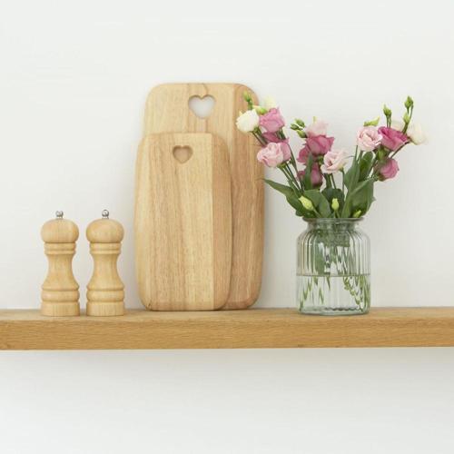 T&G HEART MEDIUM RECTANGLE BOARD