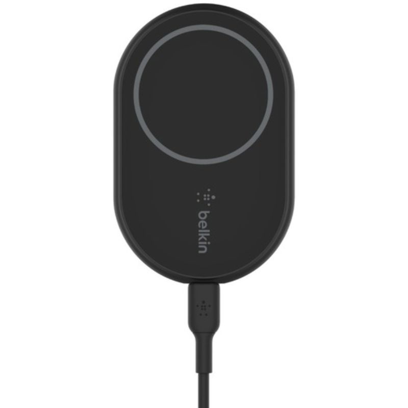 Belkin BOOST?CHARGE Auto Charger for fast 10W charging, magnetic alignment, and USB connectivity for iPhone 12 devices.