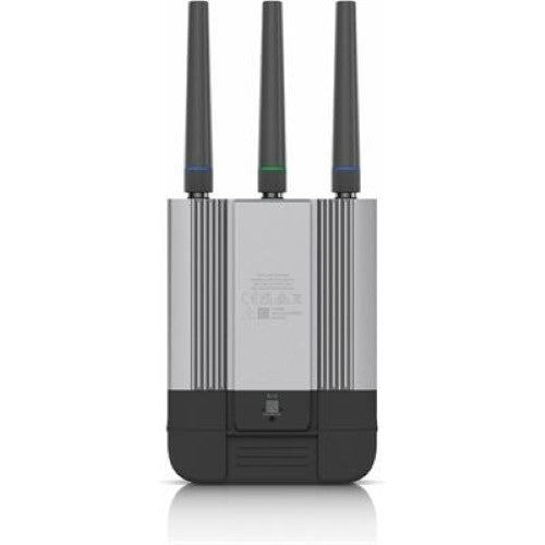 Compact industrial LTE Cat 4 WiFi router