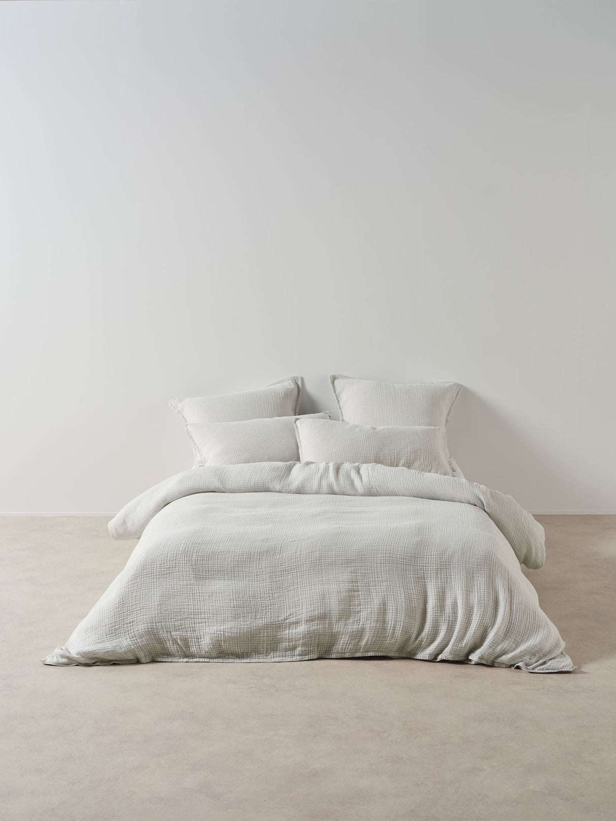 Queen - Rohan Duvet Cover Set by Savona