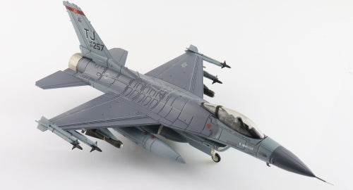 Diecast Aircraft - 1/72 Lockheed F-16C OprtnDsrtS