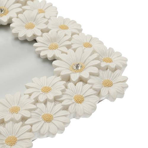 Photo Frame - Impressions White Resin Daisy 4x6in
