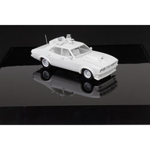 Ford XB Falcon V8 Interceptor Plastic Model Kit 1:24 DDA